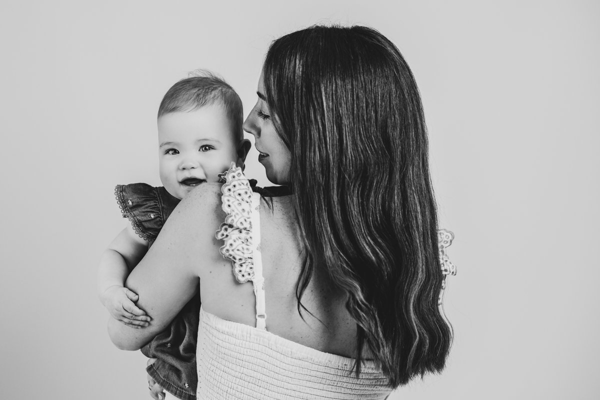 Mother's Day Mini Shoots: The Perfect Gift for Mum in 2026