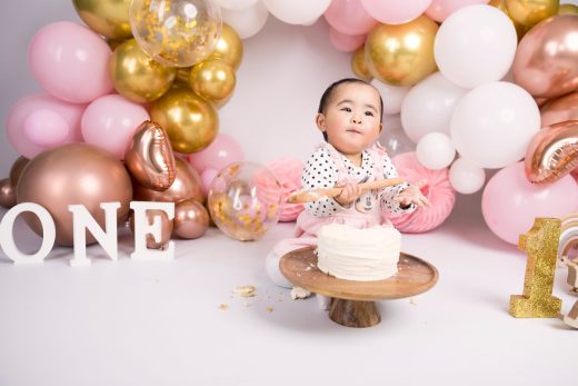 Pink, neutral and rose gold theme