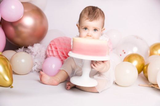 Pink, neutral and rose gold theme