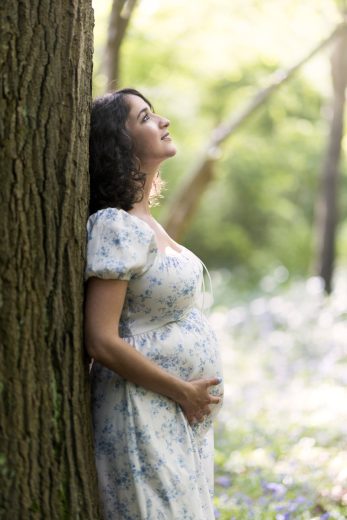 OUTDOOR MATERNITY PHOTOS