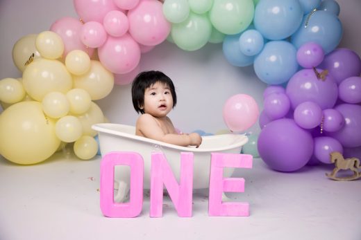 Rainbow cake smash theme