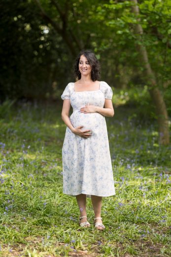 OUTDOOR MATERNITY PHOTOS