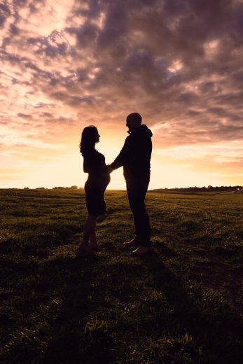 SUNSET MATERNITY PHOTOS