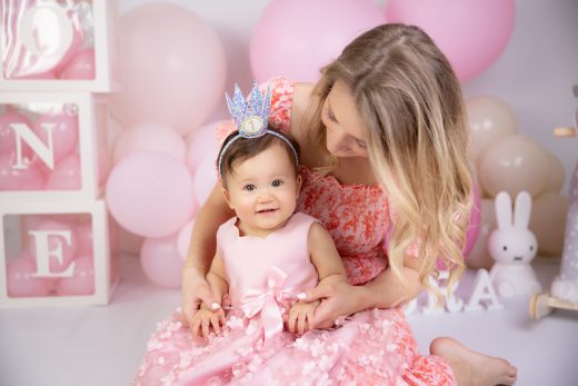 Pink and neutral cake smash